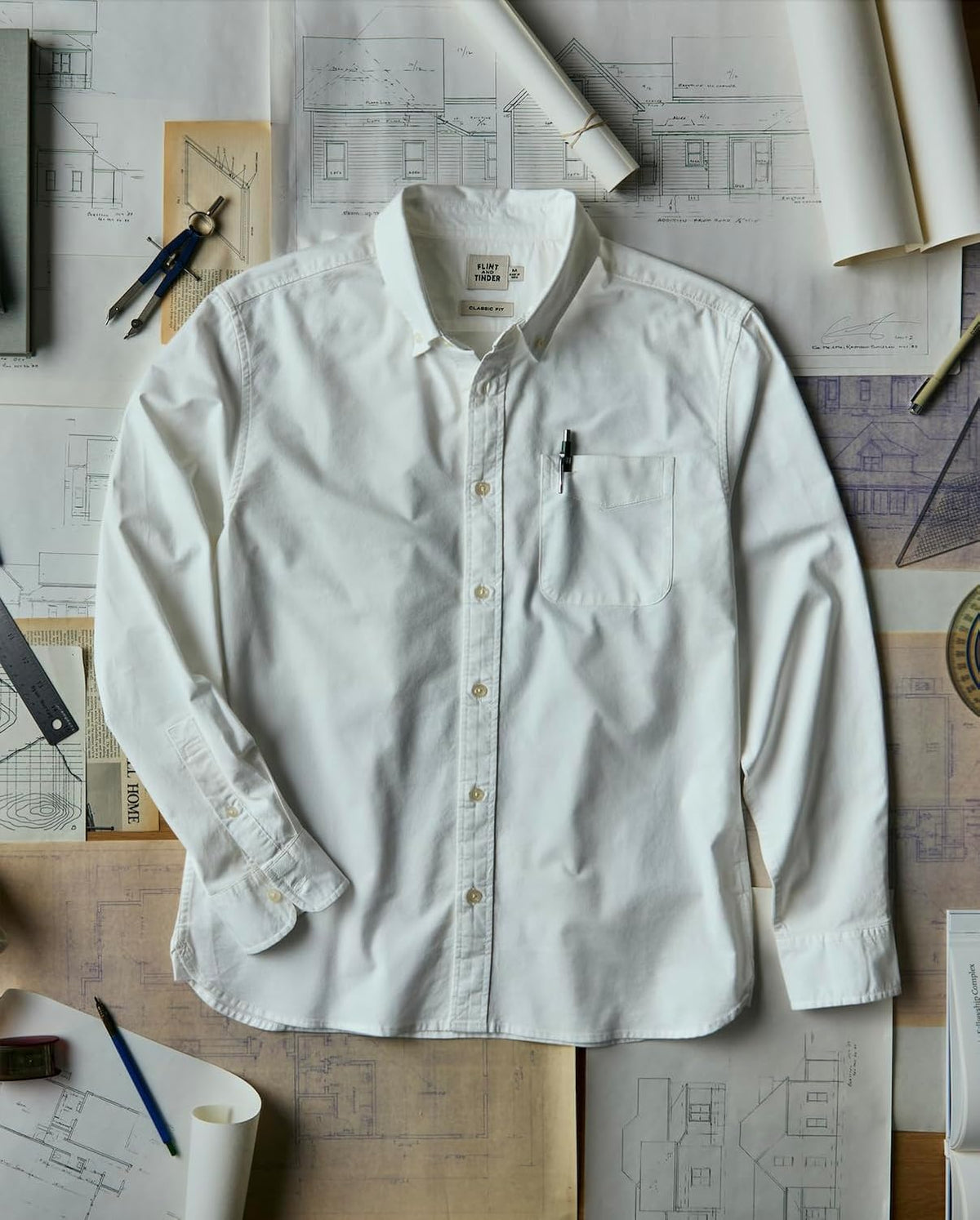 Huckberry Flint and Tinder Men's Classic Oxford Draftsmen Button Down Shirt- Stretch Fabric- Button Down Shirts for Men